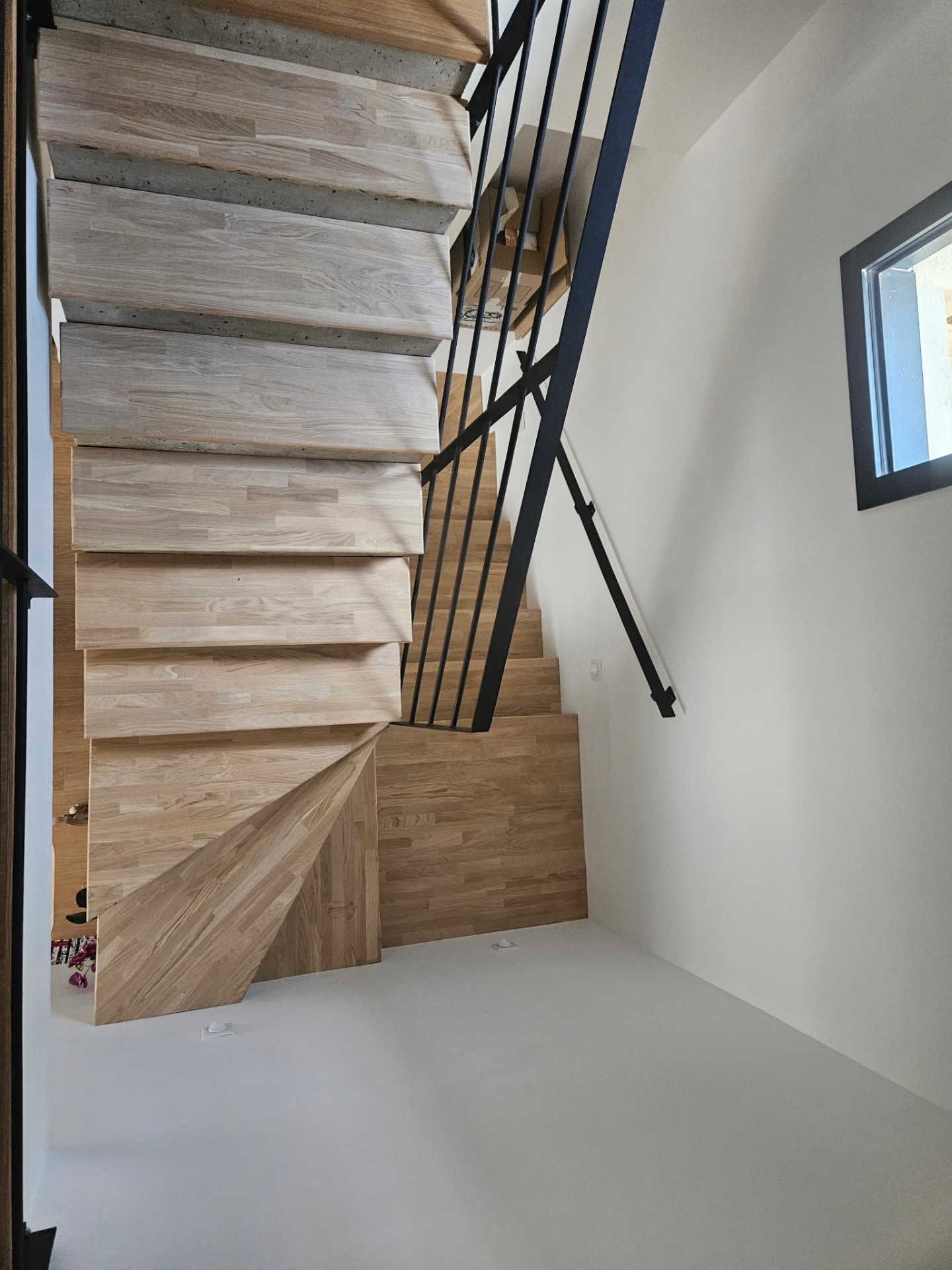 Escalier intérieur bois et métal sur-mesure